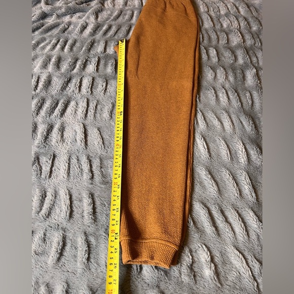 Like new HR really ribbed HR joggers - Picture 6 of 6